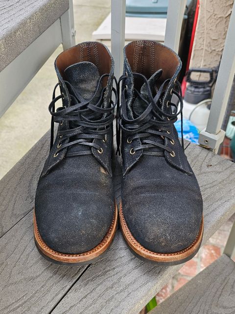 Photo by basboy on February 3, 2024 of the Oak Street Bootmakers Field Boot in Horween Natural Indigo Chromexcel Roughout.
