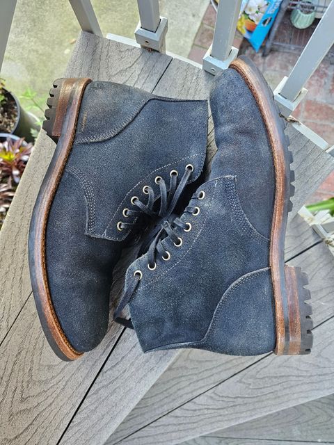 Photo by basboy on March 5, 2024 of the Oak Street Bootmakers Field Boot in Horween Natural Indigo Chromexcel Roughout.