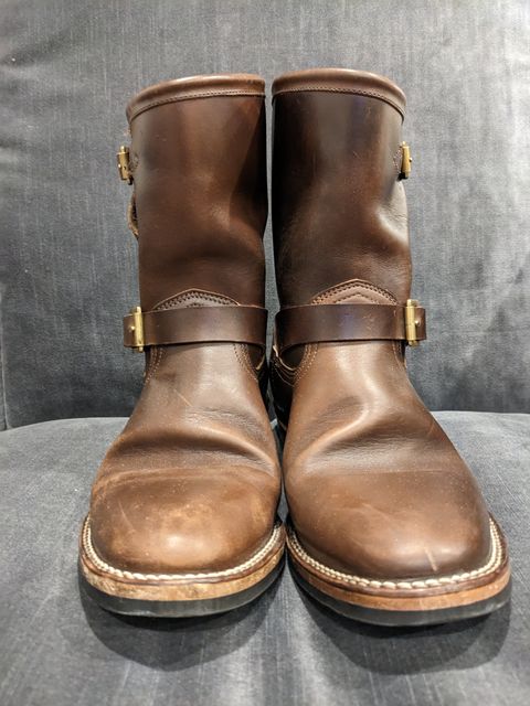 Photo by Trim_Man on January 6, 2023 of the Viberg Engineer in Horween Brown Chromexcel Horsebutt.