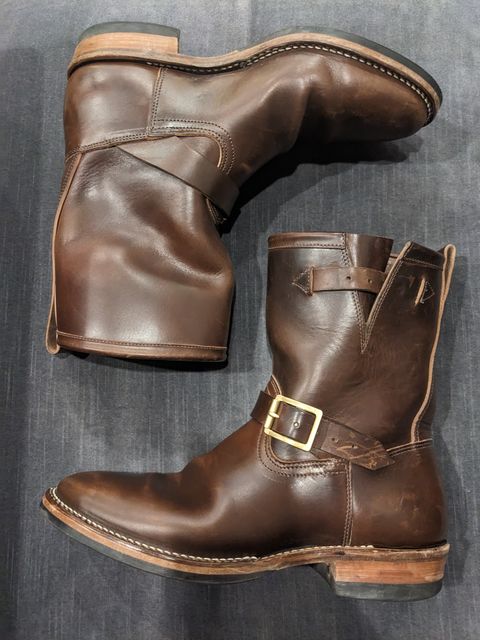 Photo by Trim_Man on March 6, 2023 of the Viberg Engineer in Horween Brown Chromexcel Horsebutt.