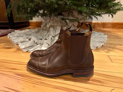 Photo by waltyboy on December 6, 2023 of the Meermin Chelsea Boot in Rust Waxy Calf.
