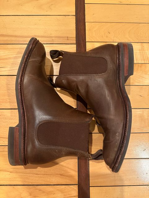 Photo by waltyboy on April 6, 2024 of the Meermin Chelsea Boot in Rust Waxy Calf.