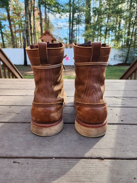 Photo by ba_knows on January 1, 2023 of the Nicks Traveler in Horween Orange Predator.