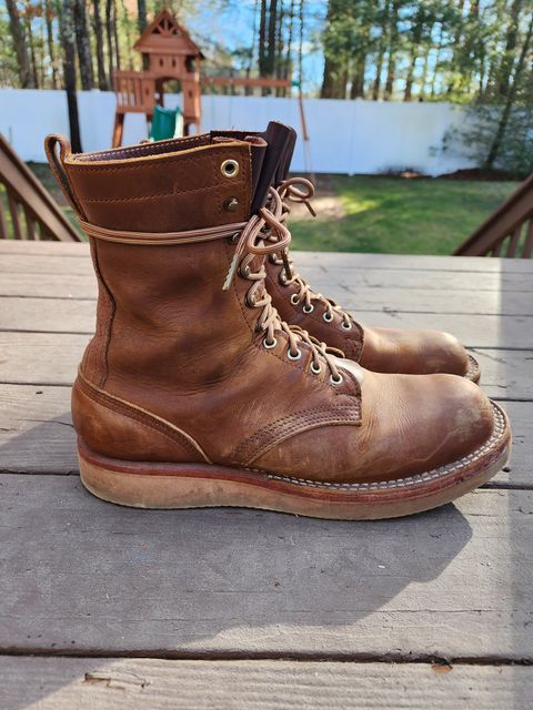 Photo by ba_knows on January 1, 2023 of the Nicks Traveler in Horween Orange Predator.