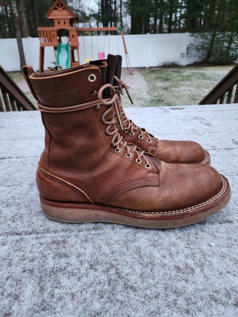 Photo by ba_knows on February 1, 2023 of the Nicks Traveler in Horween Orange Predator.