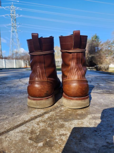 Photo by ba_knows on April 2, 2023 of the Nicks Traveler in Horween Orange Predator.