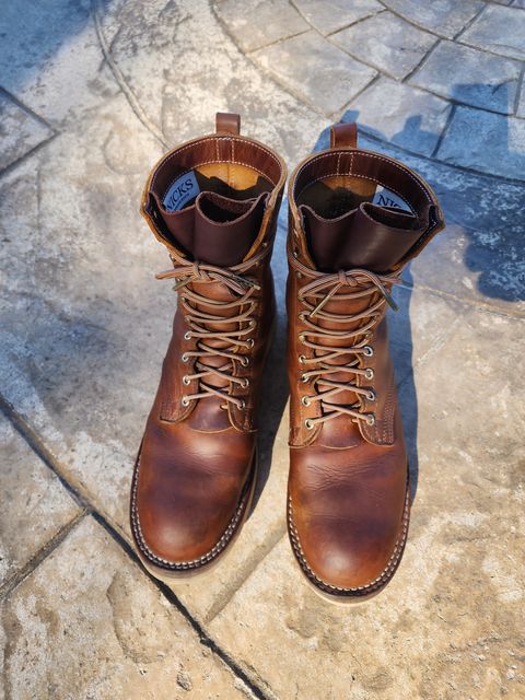 Photo by ba_knows on April 2, 2023 of the Nicks Traveler in Horween Orange Predator.