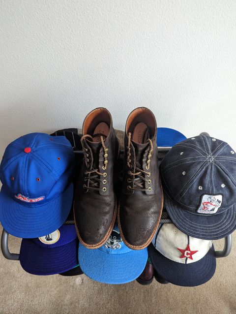 Photo by unofficiallegends on February 1, 2023 of the Grant Stone Diesel Boot in C.F. Stead Earth Waxy Commander Suede.
