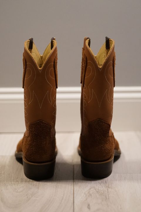 Photo by blacklotusleather on October 1, 2024 of the Beck Cowboy Boots Working Cowboy Custom in Seidel Brown Roughout.