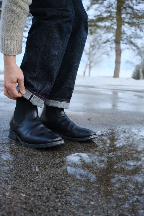 Photo by cuffcheckdenim on January 4, 2026 of the Thursday Journeyman in Shinki Black Shell Cordovan.