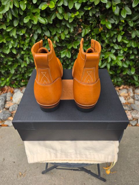 Photo by kananaios on June 6, 2026 of the JohnnyWorks 24616 in Smooth Tobacco Yak.