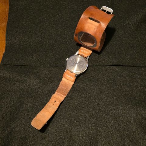 Photo by kananaios on February 1, 2026 of the Self-Made Winston Pattern in Unknown Natural Veg Tan.