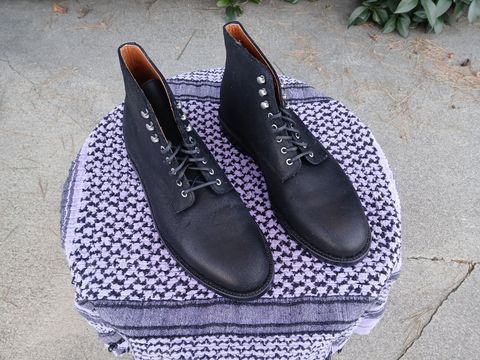 Photo by kananaios on March 18, 2024 of the Grant Stone Edward Boot in C.F. Stead Black Waxy Commander Suede.