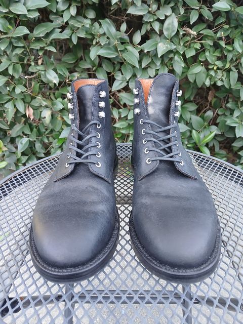 Photo by kananaios on April 2, 2024 of the Grant Stone Edward Boot in C.F. Stead Black Waxy Commander Suede.