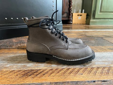 Photo by colehamilton on November 3, 2023 of the Nicks Moc Toe in Horween Steel Predator.