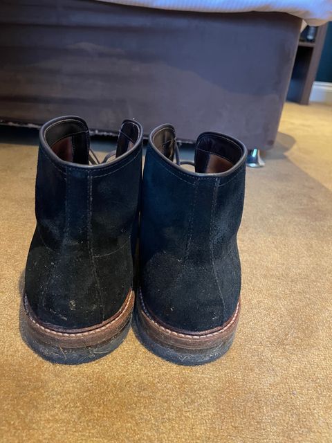 Photo by rufio on December 5, 2022 of the Alden Indy Boot in Horween Earth Chamois Roughout.