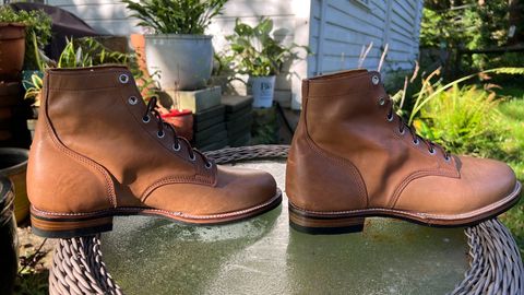 Photo by davecorey on October 1, 2023 of the Oldspeed MFG Service Boot 6” in Horween Tan Latigo.