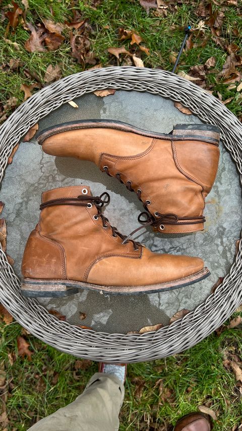 Photo by davecorey on December 4, 2023 of the Oldspeed MFG Service Boot 6” in Horween Tan Latigo.