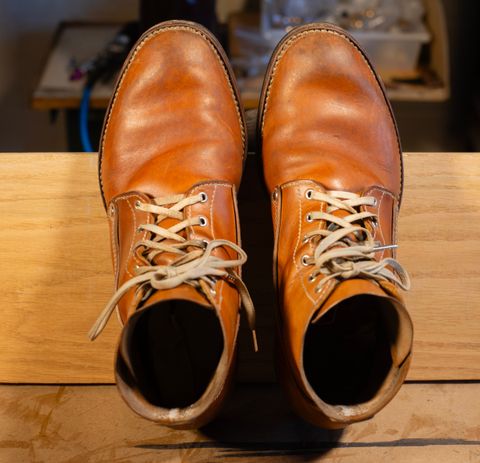 Photo by davecorey on April 2, 2026 of the Oldspeed MFG Henry Johnson Boot in Horween Russet Horsehide Strips.