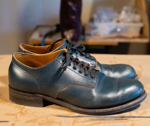 Photo by davecorey on April 2, 2026 of the Oldspeed MFG Shoe in Horween Navy Chromexcel Strips.