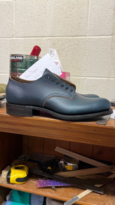 Photo by davecorey on October 2, 2025 of the Oldspeed MFG Shoe in Horween Navy Chromexcel Strips.