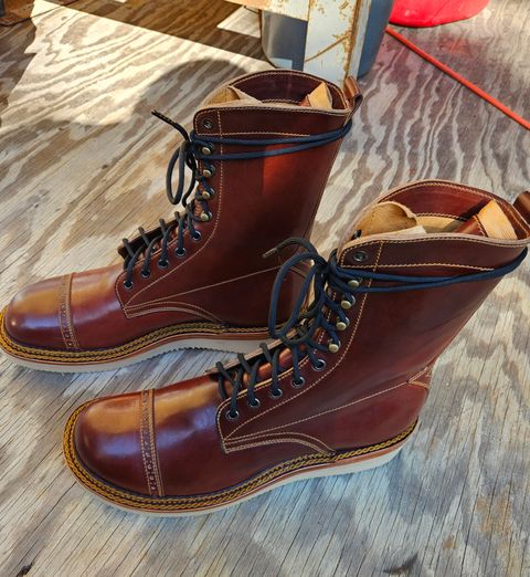Photo by RaTiOnCrItOP on August 21, 2025 of the Caswell Boot Company Caswell x Fortis in Horween Garnet Shell Cordovan.