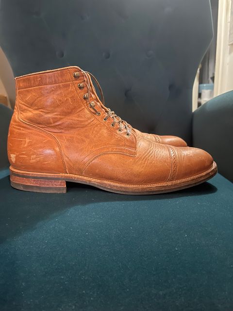 Photo by canary on March 5, 2023 of the Viberg Service Boot BCT in Horween Natural Dublin.