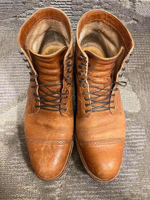 Photo by canary on April 4, 2023 of the Viberg Service Boot BCT in Horween Natural Dublin.