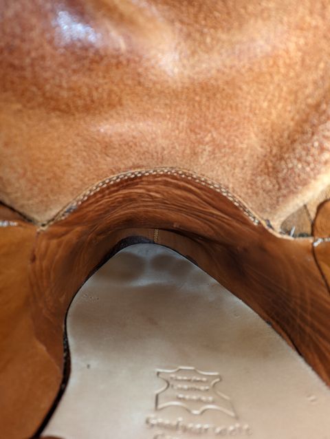 Photo by Vultain on December 6, 2022 of the Grant Stone Field Boot in Badalassi Carlo Saddle Tan Minerva.