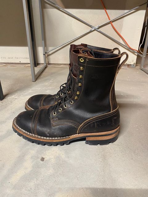 Photo by RoseAnvil_Taylor on February 6, 2023 of the Nicks Unknown Model in Horween Dark Brown Waxed Flesh.