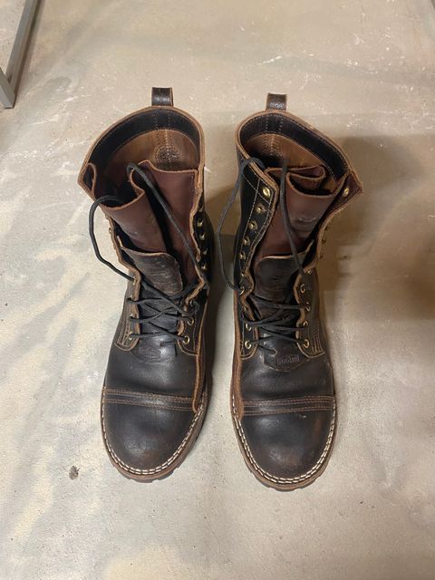 Photo by RoseAnvil_Taylor on February 6, 2023 of the Nicks Unknown Model in Horween Dark Brown Waxed Flesh.