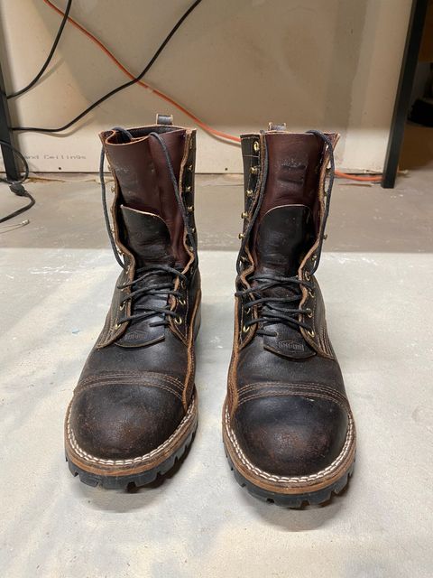 Photo by RoseAnvil_Taylor on March 2, 2023 of the Nicks Unknown Model in Horween Dark Brown Waxed Flesh.