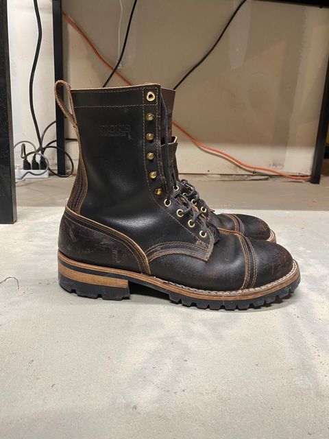 Photo by RoseAnvil_Taylor on April 6, 2023 of the Nicks Unknown Model in Horween Dark Brown Waxed Flesh.