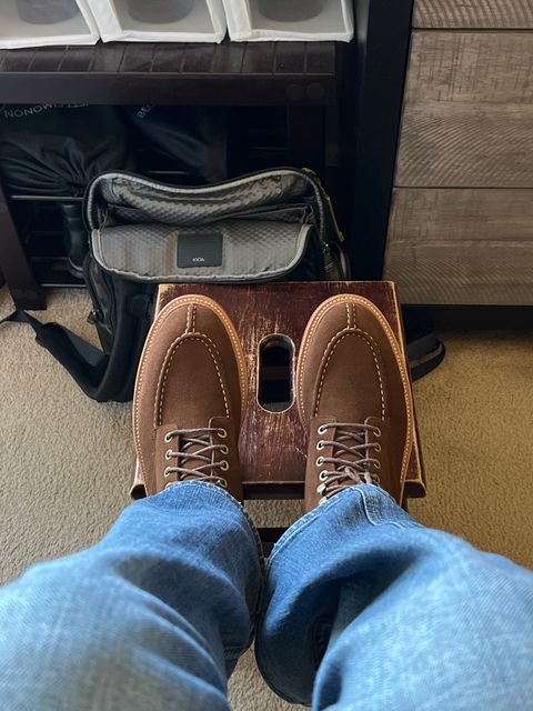 Photo by HeritageWearingPatriot on February 7, 2024 of the Grant Stone Ottawa Boot in C.F. Stead Bourbon Repello Calf Suede.