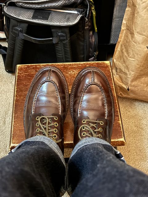 Photo by HeritageWearingPatriot on February 20, 2025 of the Grant Stone Ottawa Boot in Horween Crimson Chromexcel.