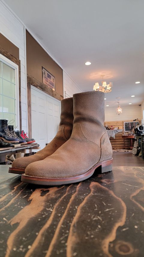 Photo by HeritageWearingPatriot on July 13, 2026 of the Grant Stone Elias in Horween Natural Chromexcel Roughout.