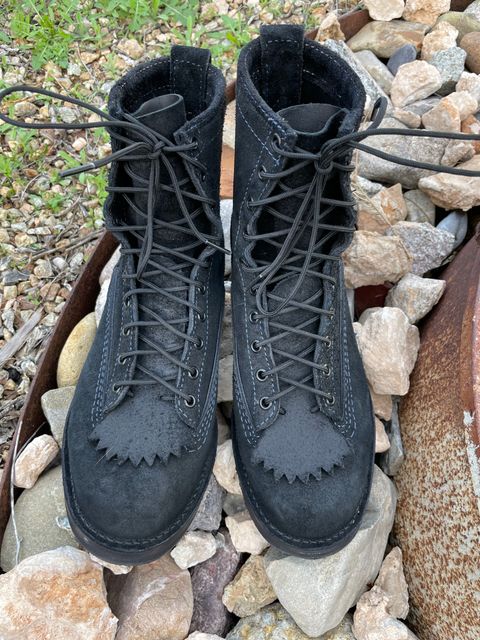 Photo by shakincheese on January 4, 2026 of the Wesco /x The Shop Black DH Service Boot in Seidel Black Oil Tan Roughout.