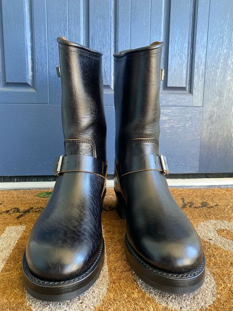 Photo by rickdawg on October 2, 2022 of the John Lofgren Wabash Engineer Boots in Shinki Black Oiled Horsebutt.