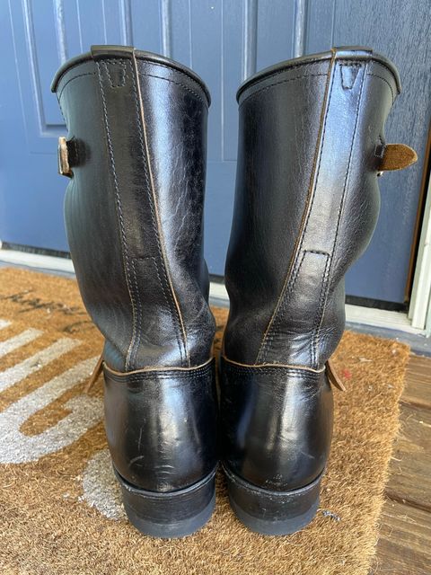 Photo by rickdawg on November 4, 2022 of the John Lofgren Wabash Engineer Boots in Shinki Black Oiled Horsebutt.