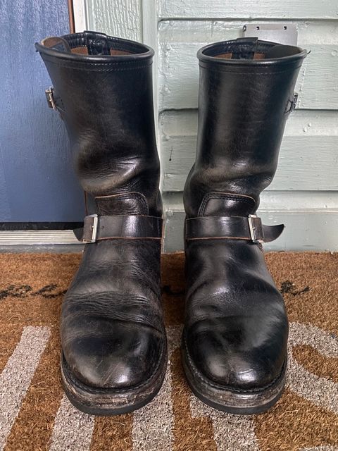 Photo by rickdawg on March 6, 2023 of the John Lofgren Wabash Engineer Boots in Shinki Black Oiled Horsebutt.