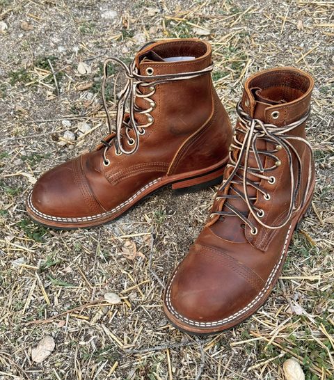 Photo by ham_boy00 on December 1, 2024 of the Nicks Americana in Horween Orange Predator.