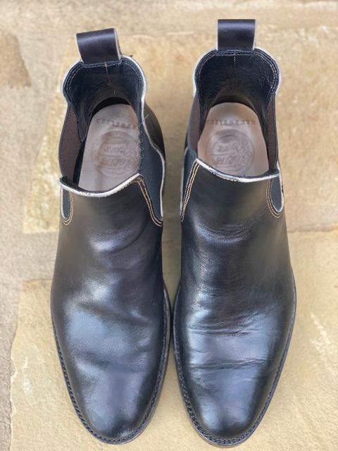 Photo by nathanjcreel on November 2, 2024 of the Fortis Boots Wholecut Chelsea in Maryam Horsebutt Grigio Light Natural Overdyed Black.