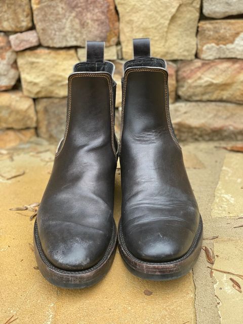 Photo by nathanjcreel on January 5, 2025 of the Fortis Boots Wholecut Chelsea in Maryam Horsebutt Grigio Light Natural Overdyed Black.
