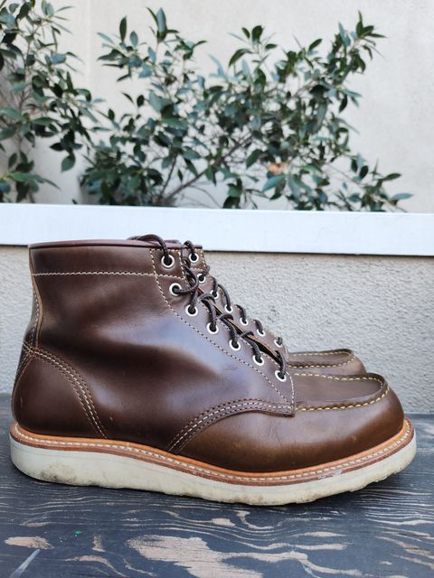Photo by denimhound on January 5, 2023 of the John Lofgren Moc Toe Boots in Horween Olive Chromexcel.
