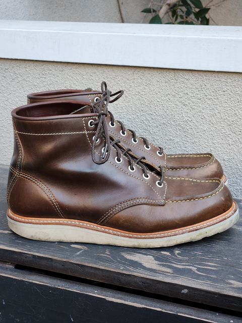 Photo by denimhound on March 4, 2023 of the John Lofgren Moc Toe Boots in Horween Olive Chromexcel.