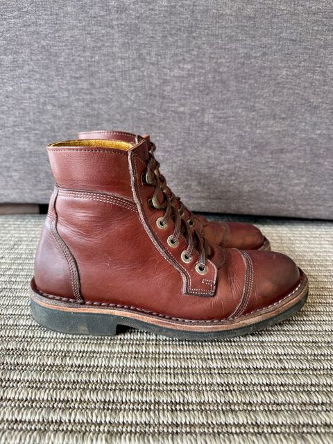Photo by garethcrouch on April 3, 2024 of the Jim Green Numzaan in Hazelnut Veg Retan.