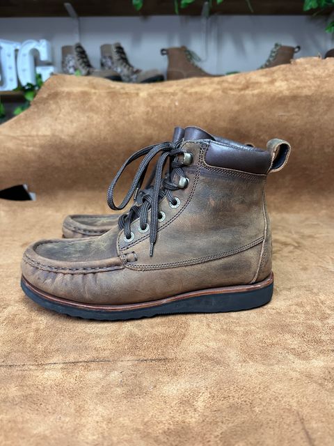 Photo by garethcrouch on February 4, 2025 of the Jim Green Meander Moc Toe in Bronco Brown.