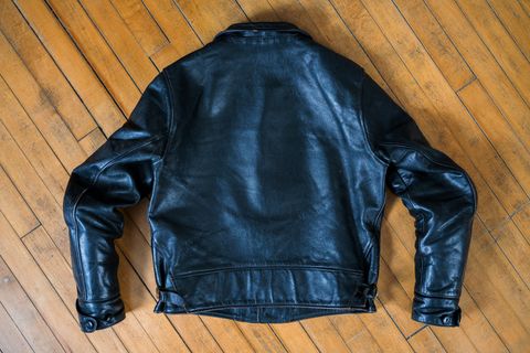 Photo by amvoith on January 7, 2026 of the Himel Bros. Excelsior in Shinki Black Pigment Horsehide.
