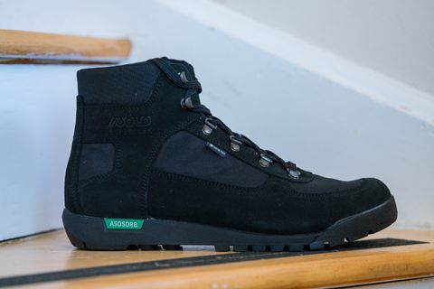 Photo by amvoith on April 17, 2025 of the Asolo Supertrek in Water Resistant Suede & Gor-Tex.