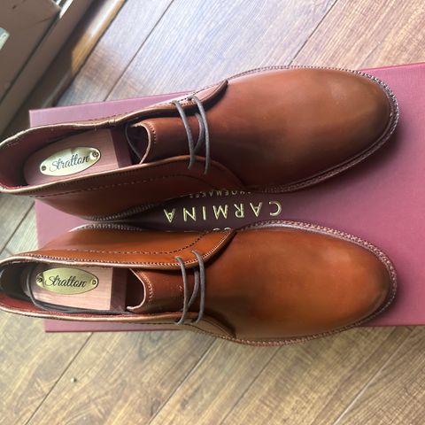 View photo of Carmina Chukka Boots 708 in Horween Bourbon Shell Cordovan